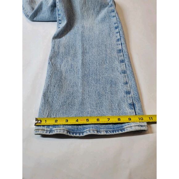Levis Premium Ribcage Flare Jeans Womens 31 Blue High-Rise Button Fly LIGHT WASH - Picture 13 of 14